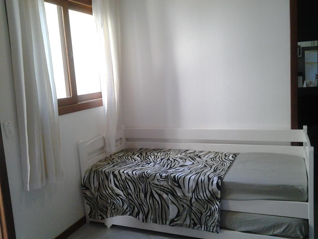 Apartamento Em Residencial Riviera ฟลอเรียนอโปลิส ภายนอก รูปภาพ