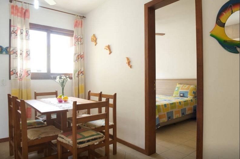 Apartamento Em Residencial Riviera ฟลอเรียนอโปลิส ภายนอก รูปภาพ