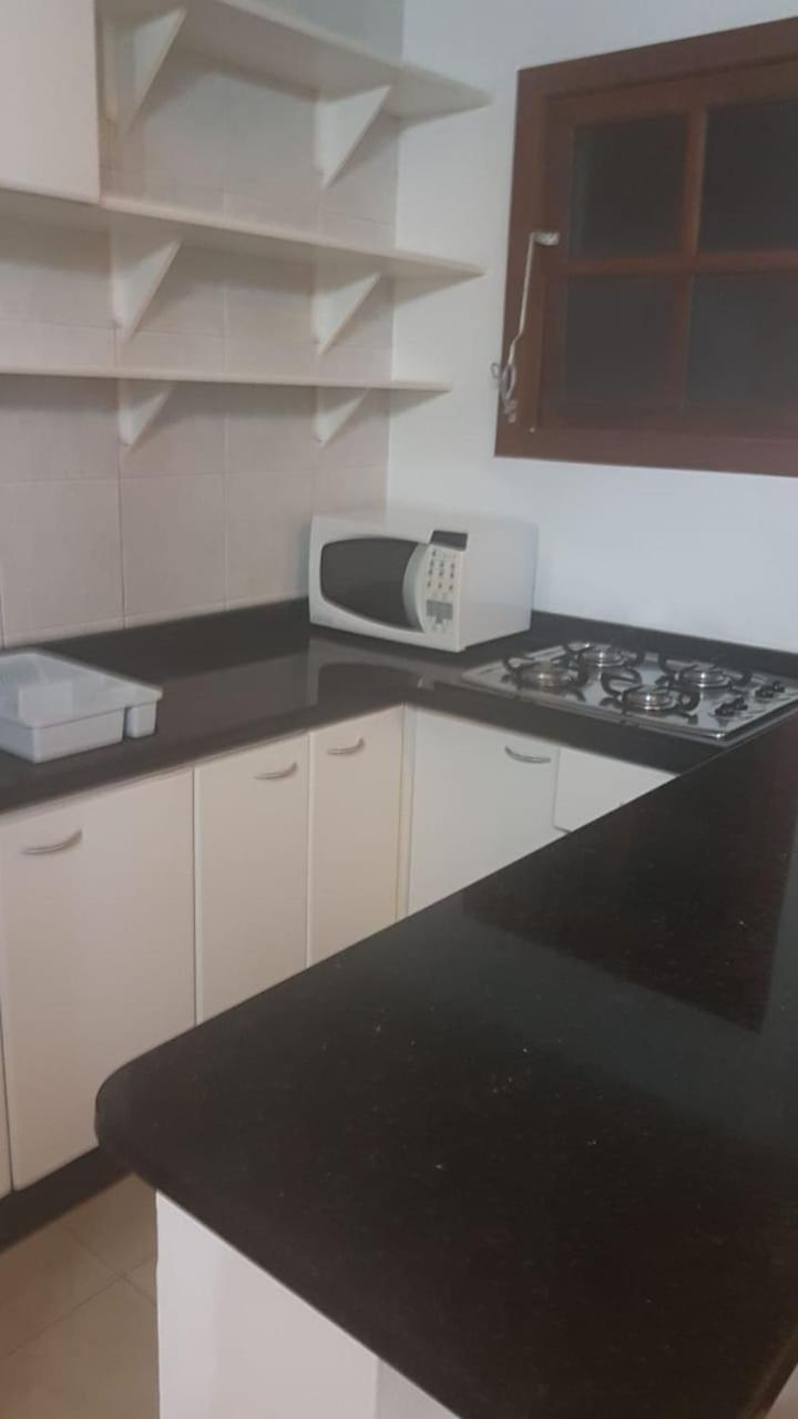 Apartamento Em Residencial Riviera ฟลอเรียนอโปลิส ภายนอก รูปภาพ